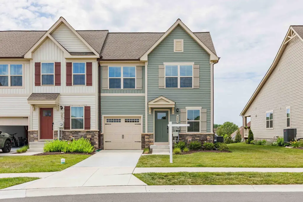 360 Shortleaf Cir, FREDERICK