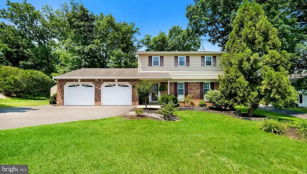 114 Chestnut Dr, QUAKERTOWN