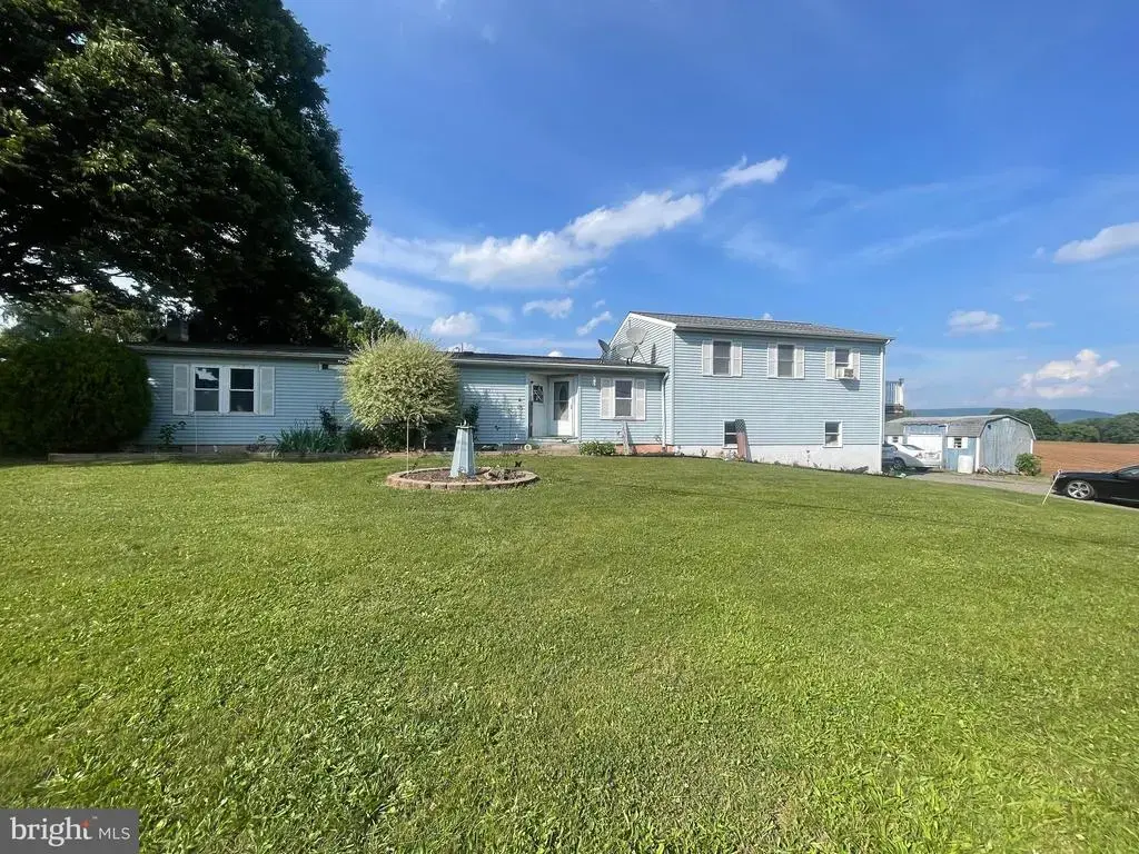 126 Bible Ln, HALIFAX