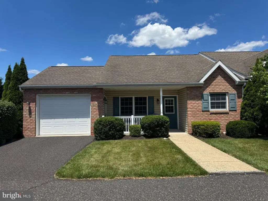 27 Ludwig Ln, POTTSTOWN