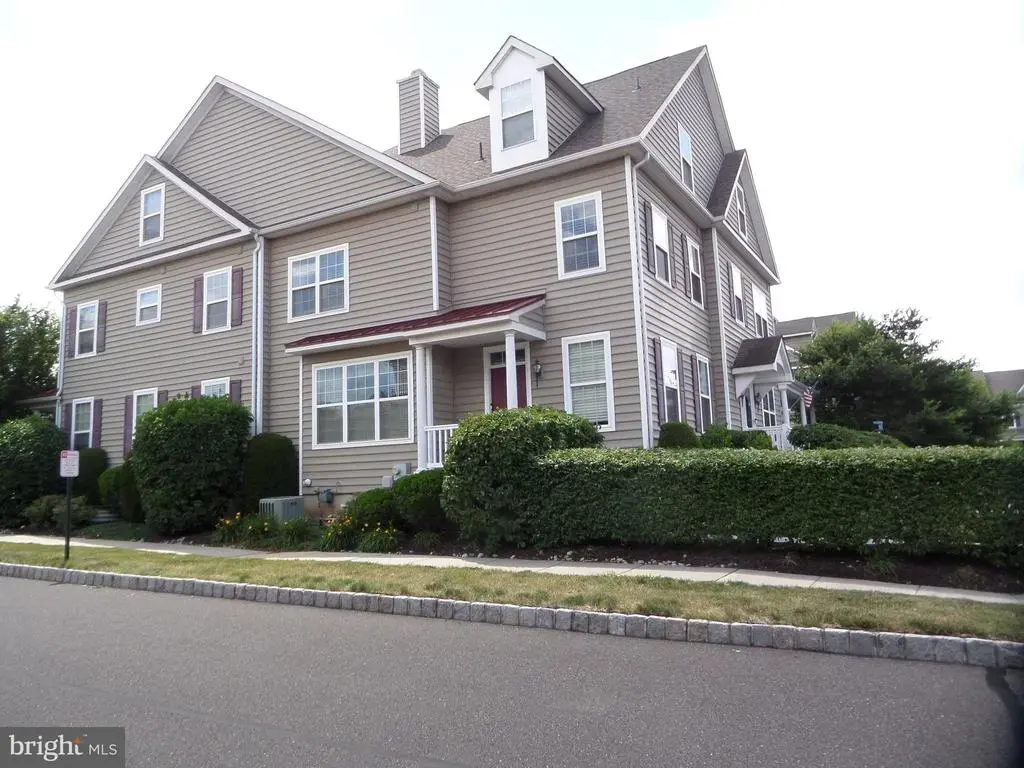 321 Katie Ln, PERKASIE