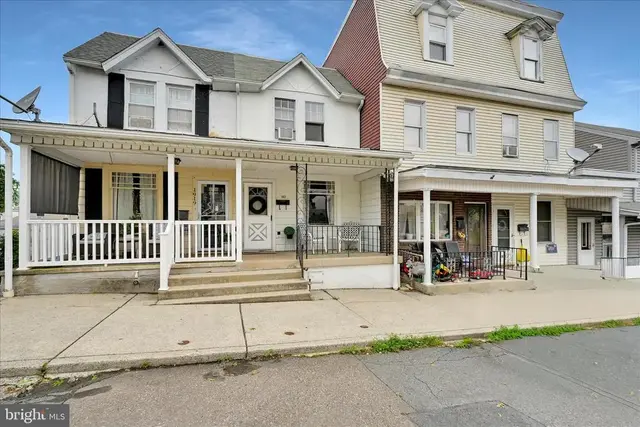 1917 W Walnut St, Ashland