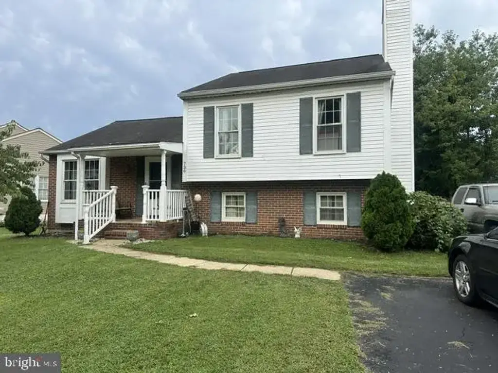 736 Sunnyfield Ln, BALTIMORE
