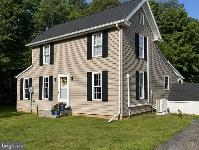 1610 Hudson Rd, Cambridge