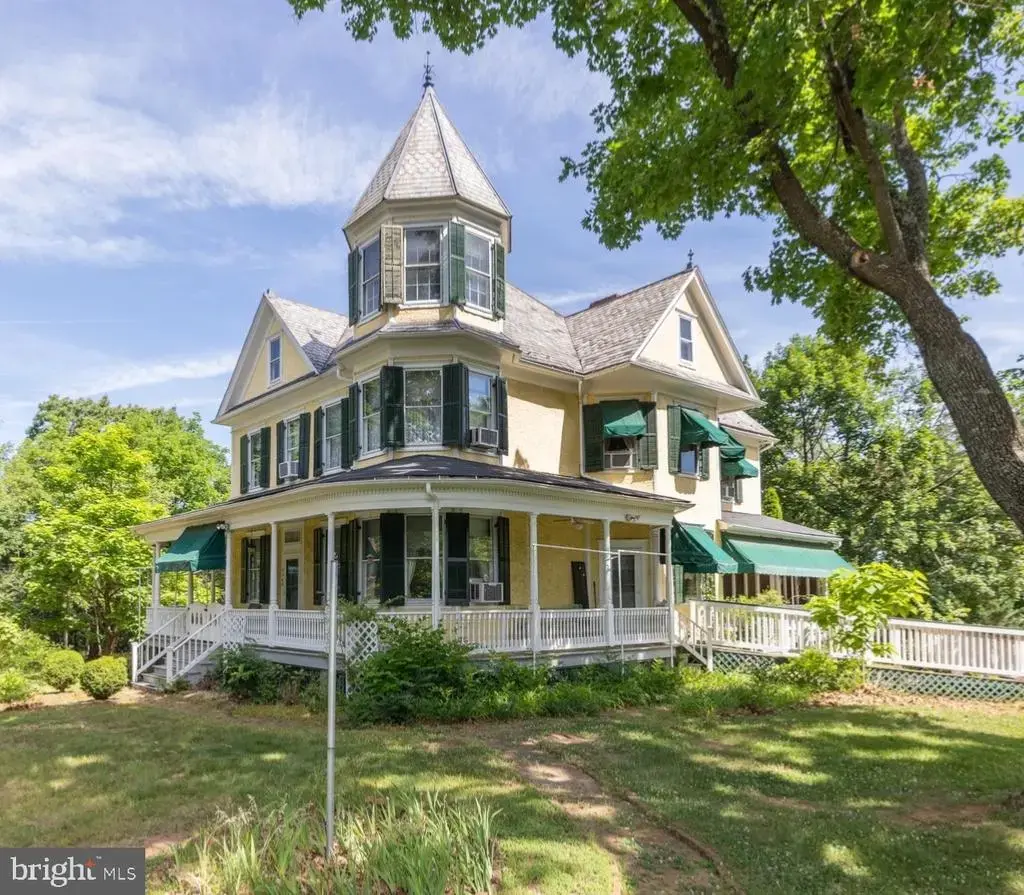413 Grand Ave, FRONT ROYAL