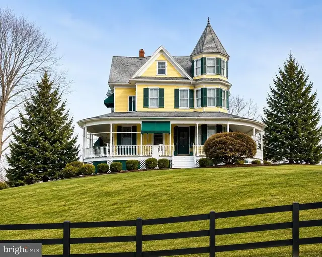 413 Grand Ave, Front Royal