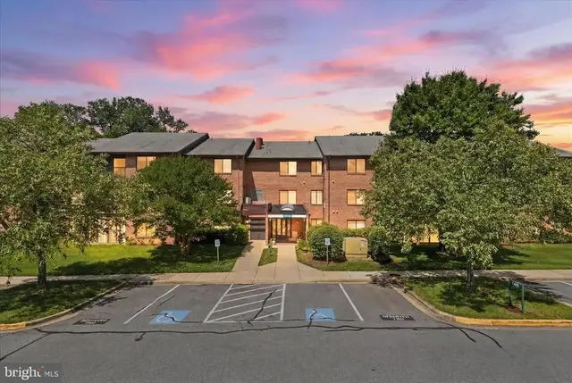 15300 Pine Orchard Dr #85-2e, Silver Spring