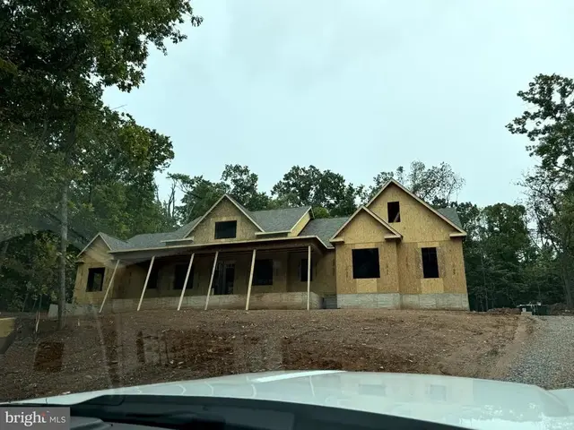 6024 Beverleys Mill Rd, Broad Run