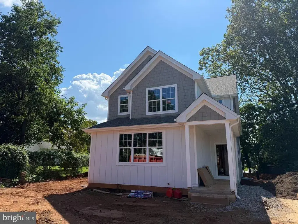 207 2nd Ave, NEWTOWN SQUARE