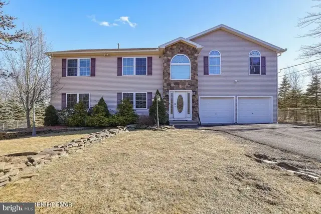 250 Beaver Dam Rd, Long Pond