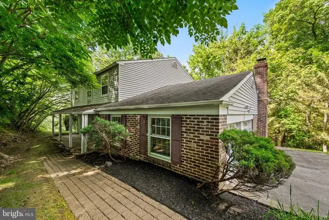 2169 Harts Ln, Conshohocken