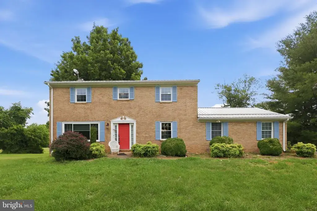 39335 Bolington Rd, LOVETTSVILLE