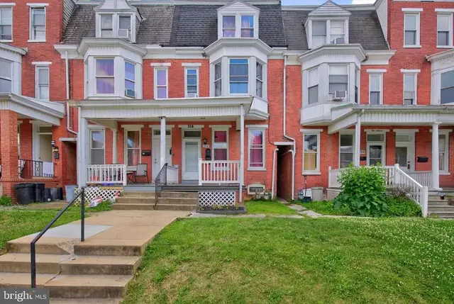 214 W Jackson St, York