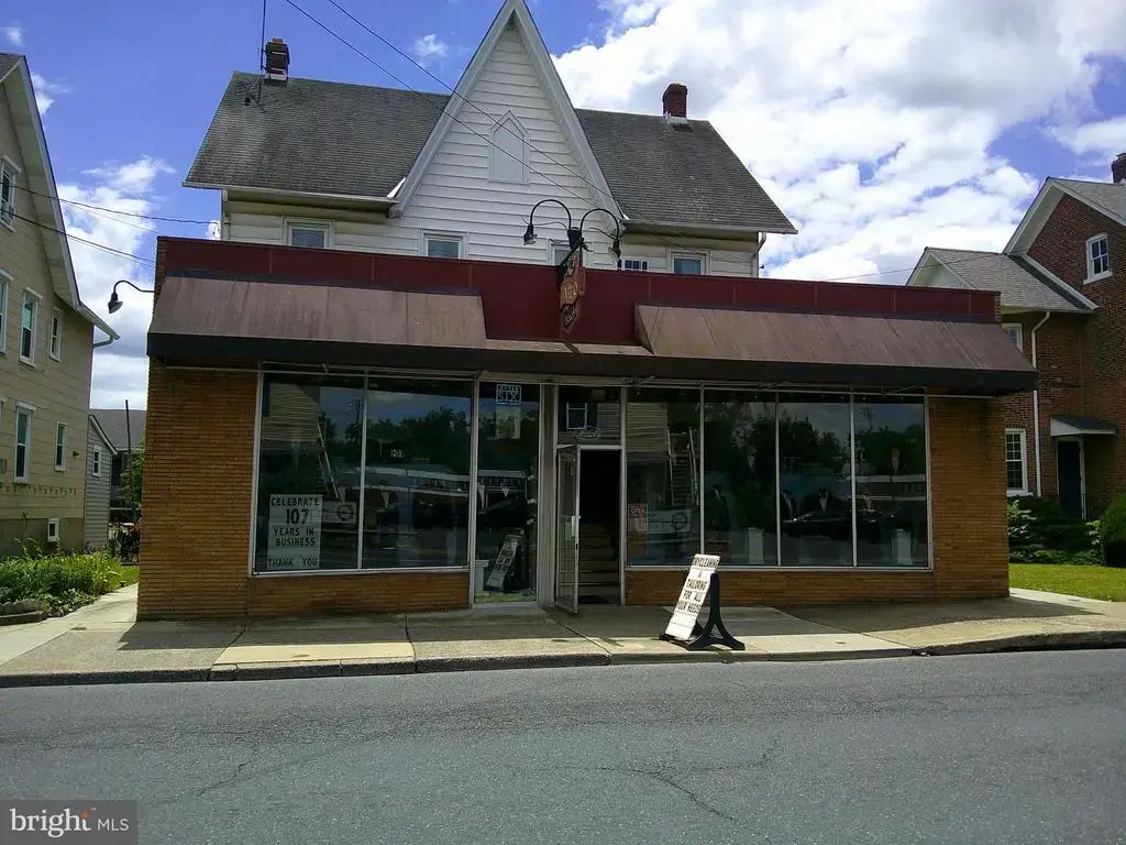 512 W Broad St, QUAKERTOWN