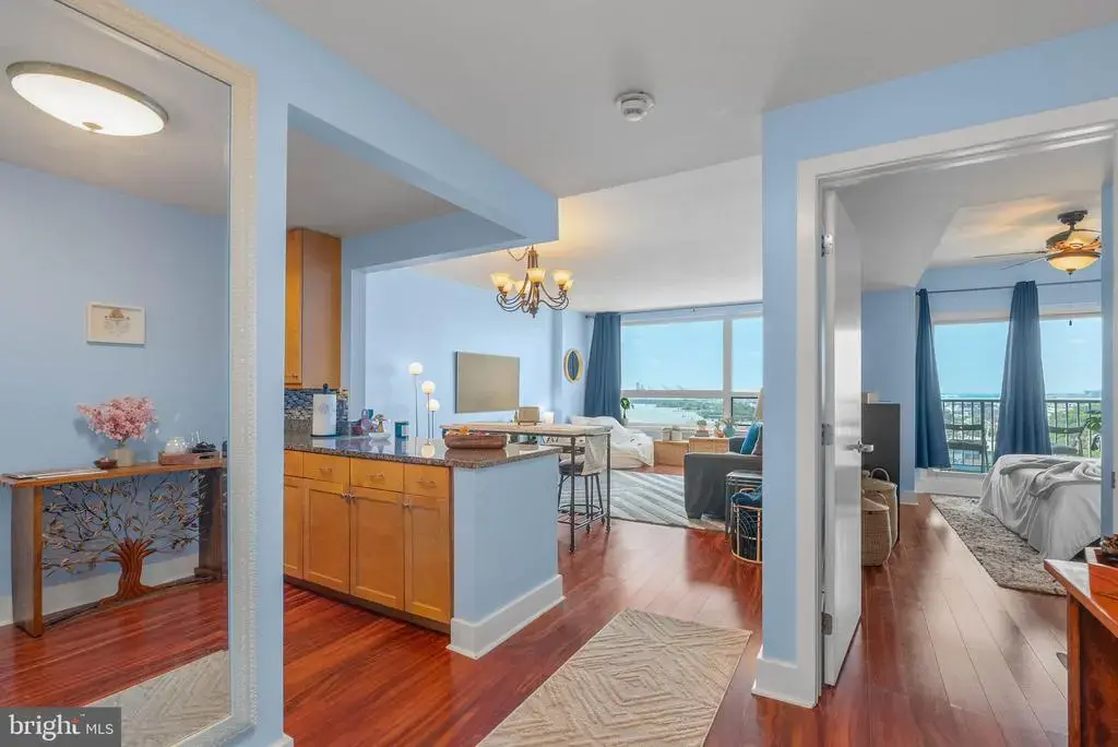 717 S Columbus Blvd #1216, PHILADELPHIA
