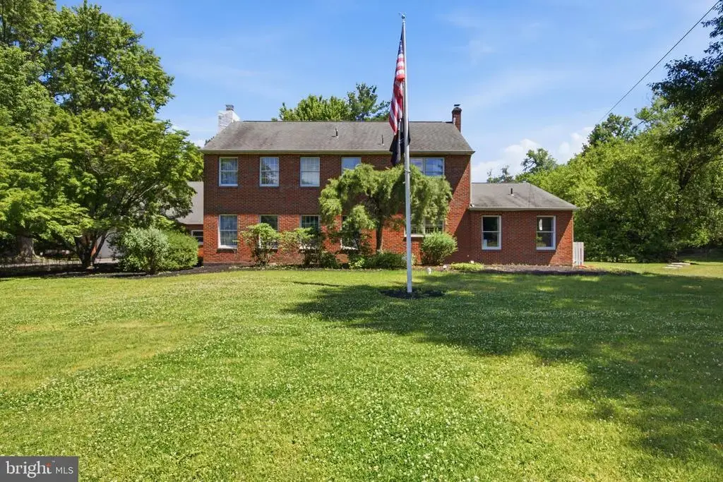6338 Stump Rd, PIPERSVILLE
