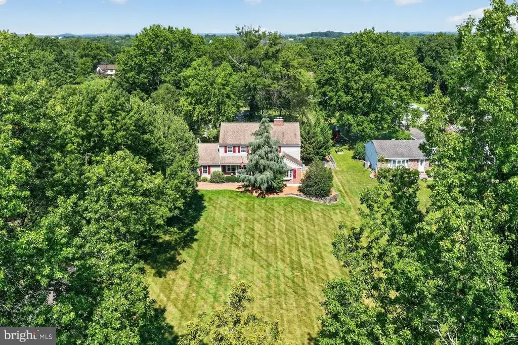 1006 Weikel Rd, LANSDALE