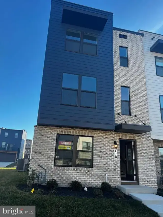420 Carroll Walk Ave, Frederick