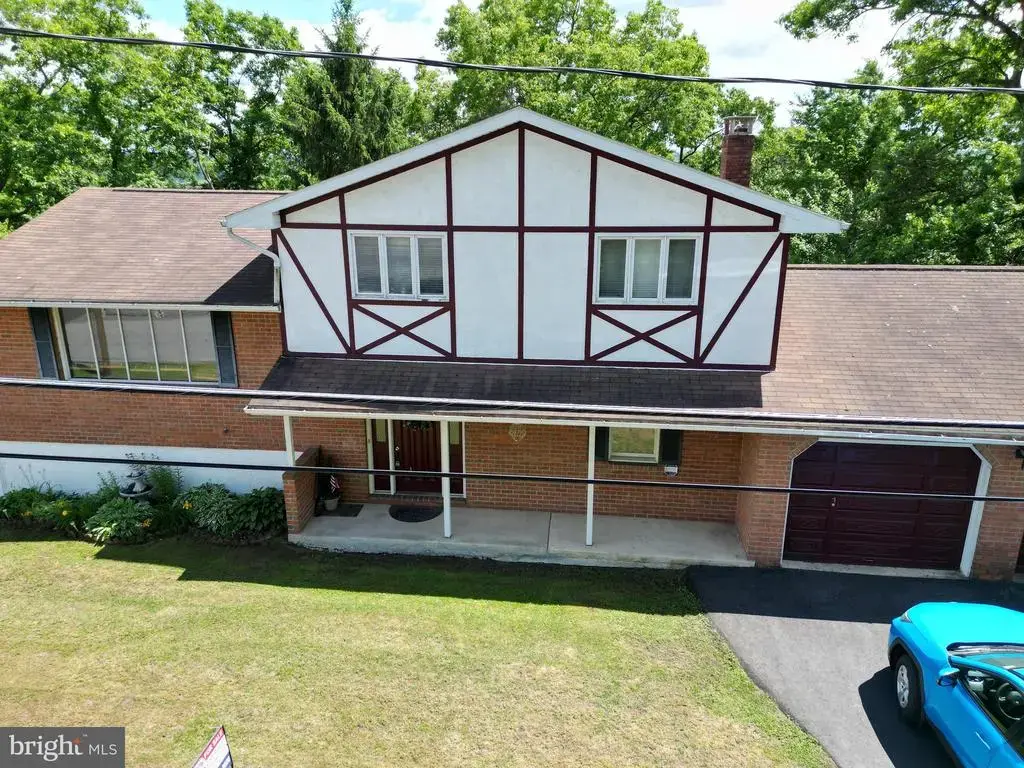 360 Ohio Ave, SHENANDOAH