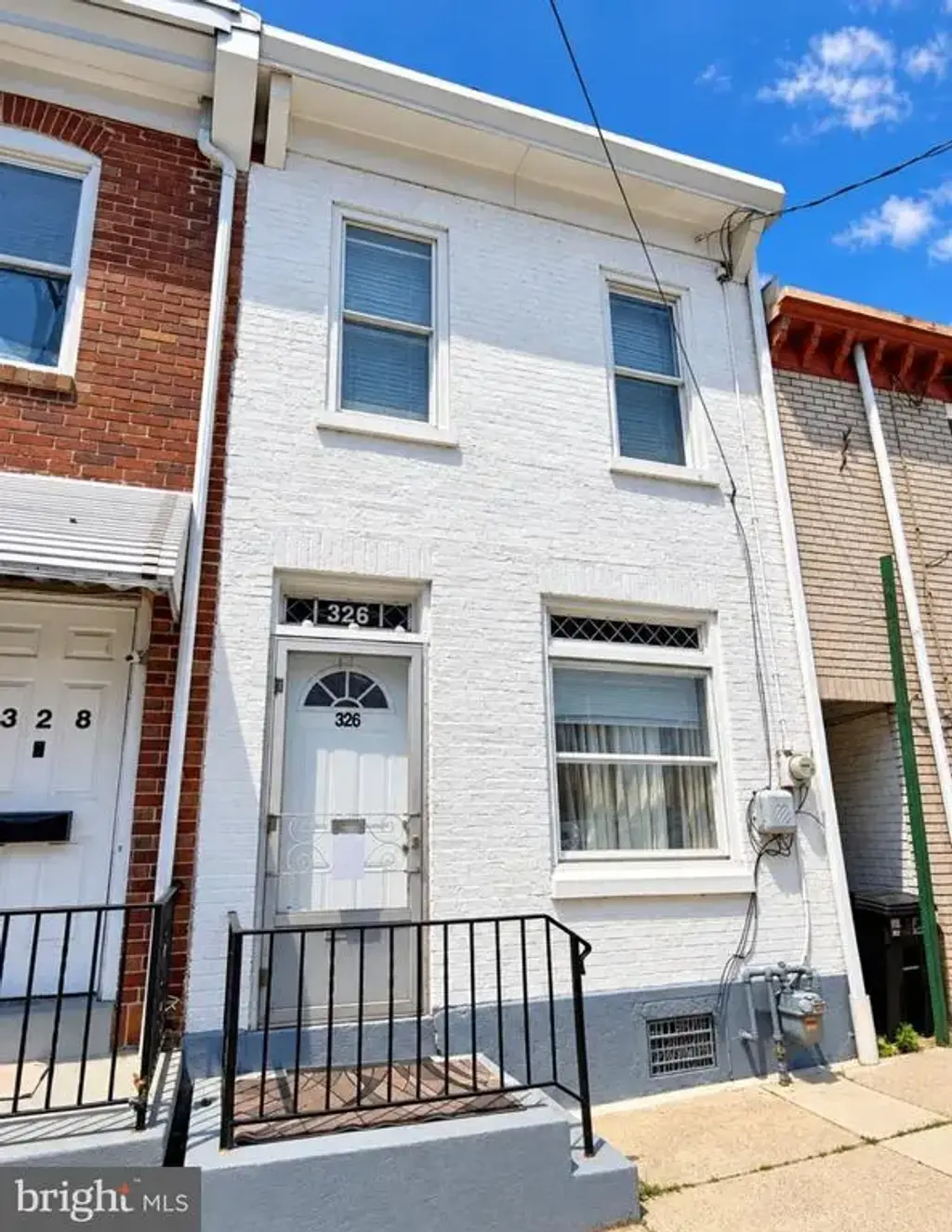 326 Spring Garden St, READING