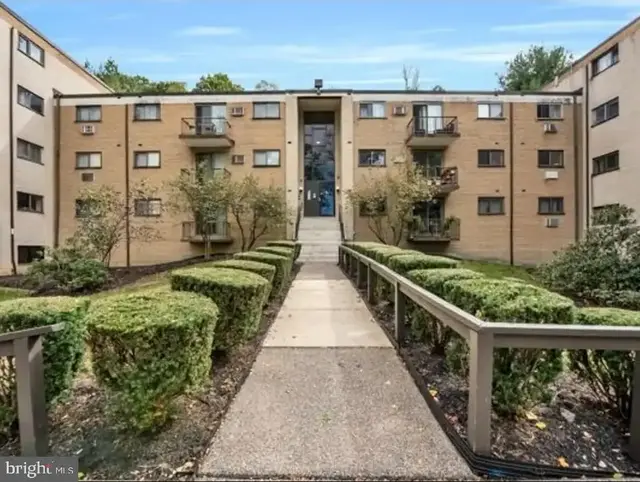 400 Glendale Rd #b13, Havertown