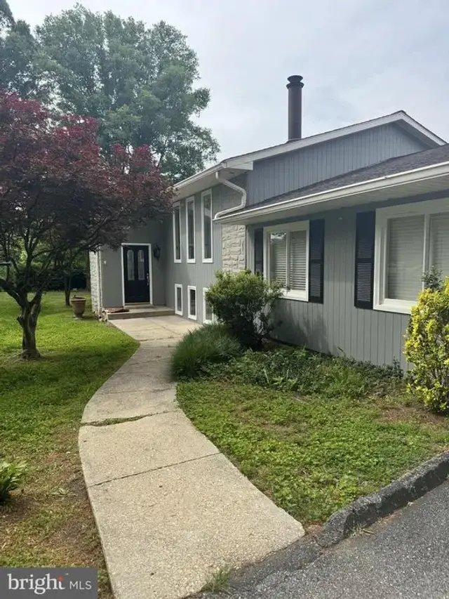 3424 Shady Ln, Glenwood