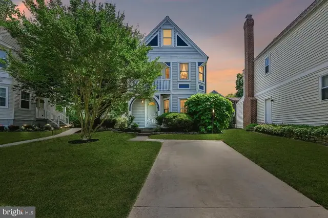 7236 Riding Hood Cir Se, Columbia