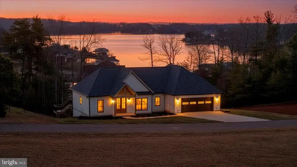 639 Compass Cove Cir, MONETA