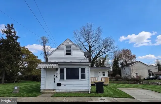 46 Lincoln St, Dover