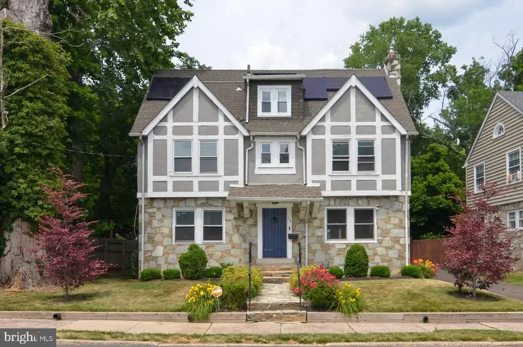 114 School Ln, TRENTON