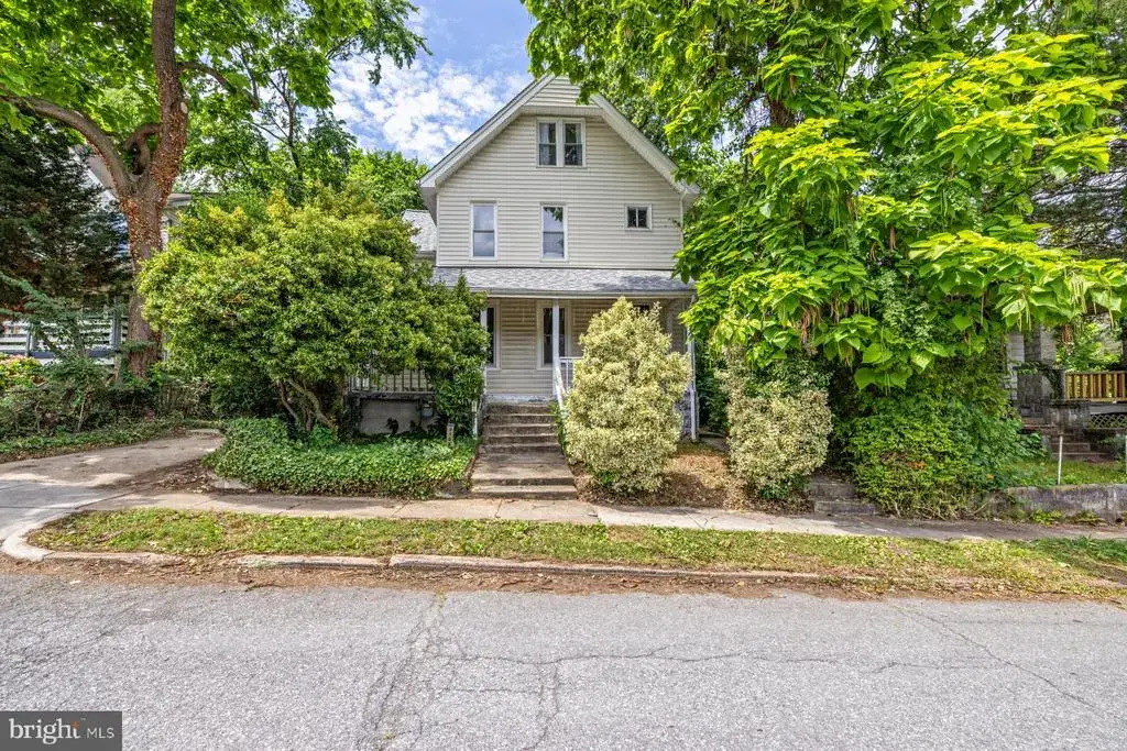 4108 33rd St, MOUNT RAINIER