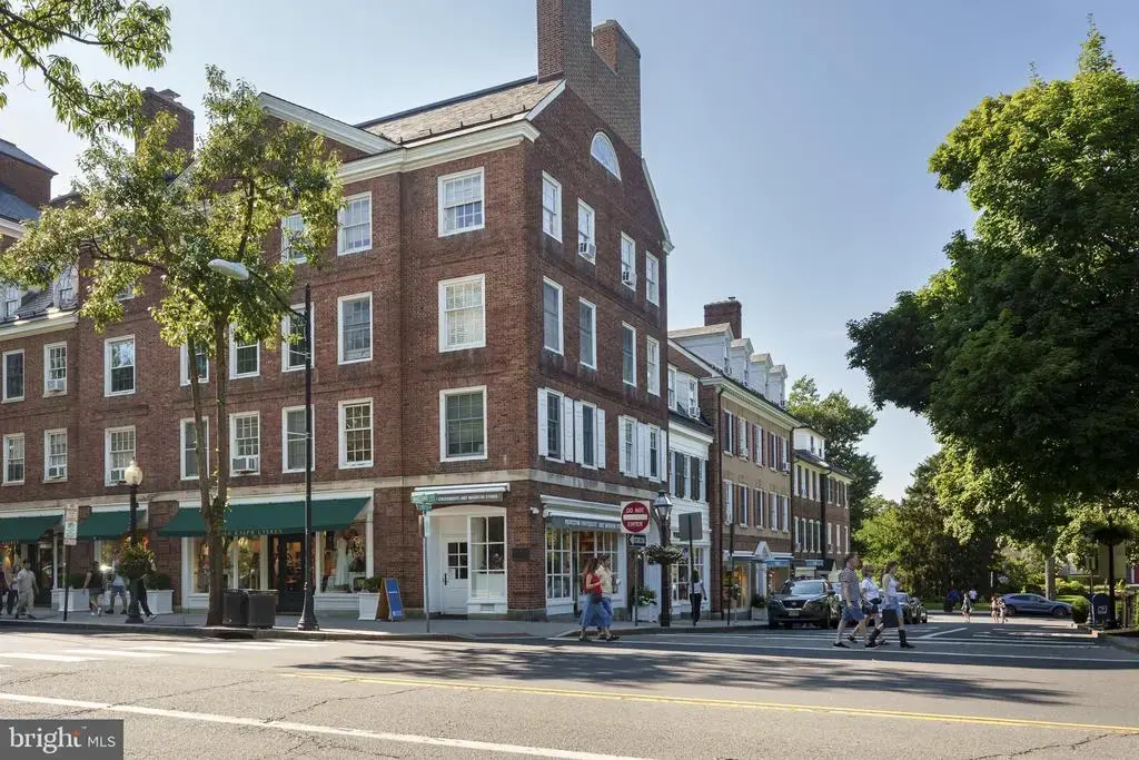 3 Palmer Sq W #d, PRINCETON