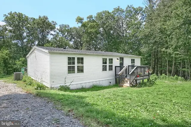 76 Laurel Dr, Airville