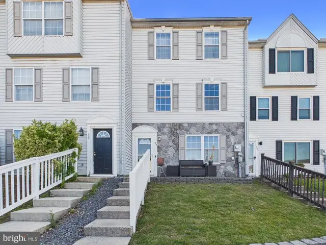37 Privet Dr, Etters