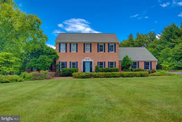 15620 Old Waterford Rd, Waterford