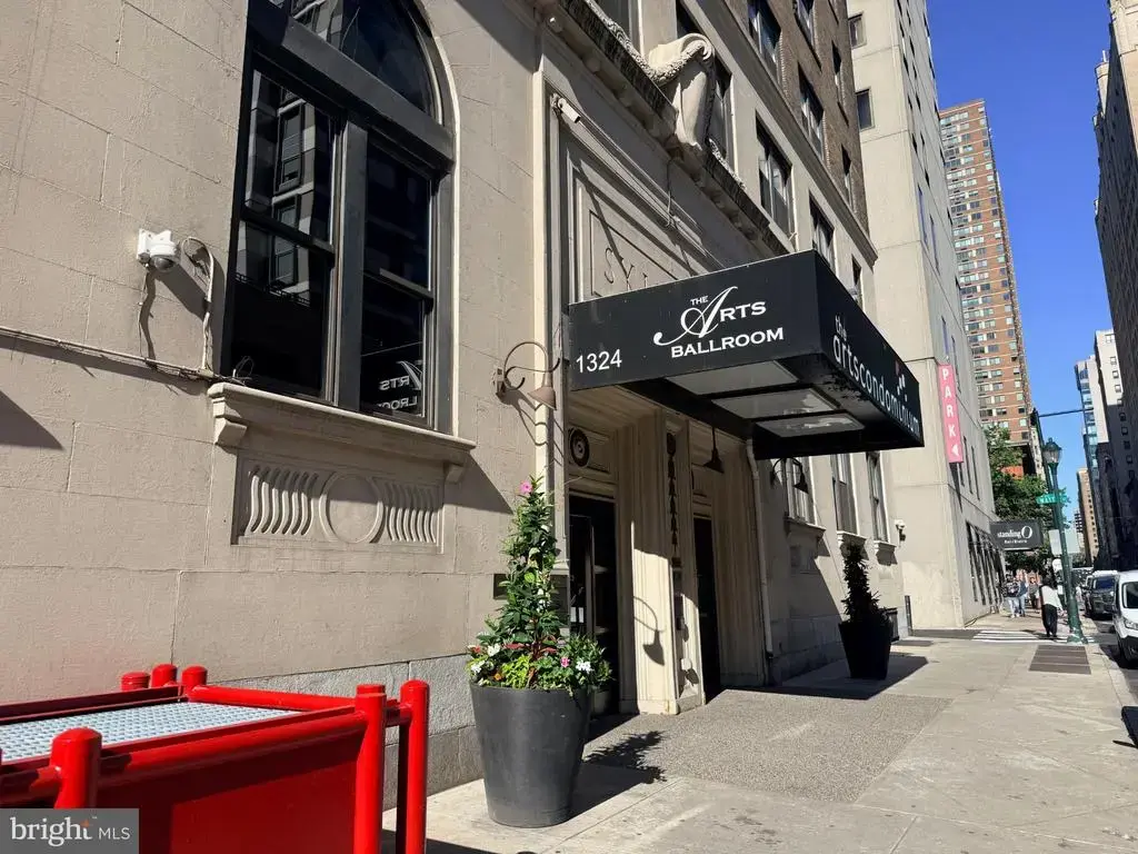 1324 Locust St #1221, PHILADELPHIA