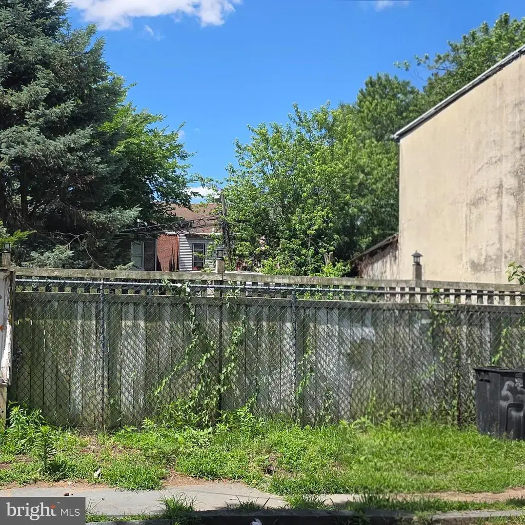 65 S Logan Ave, TRENTON