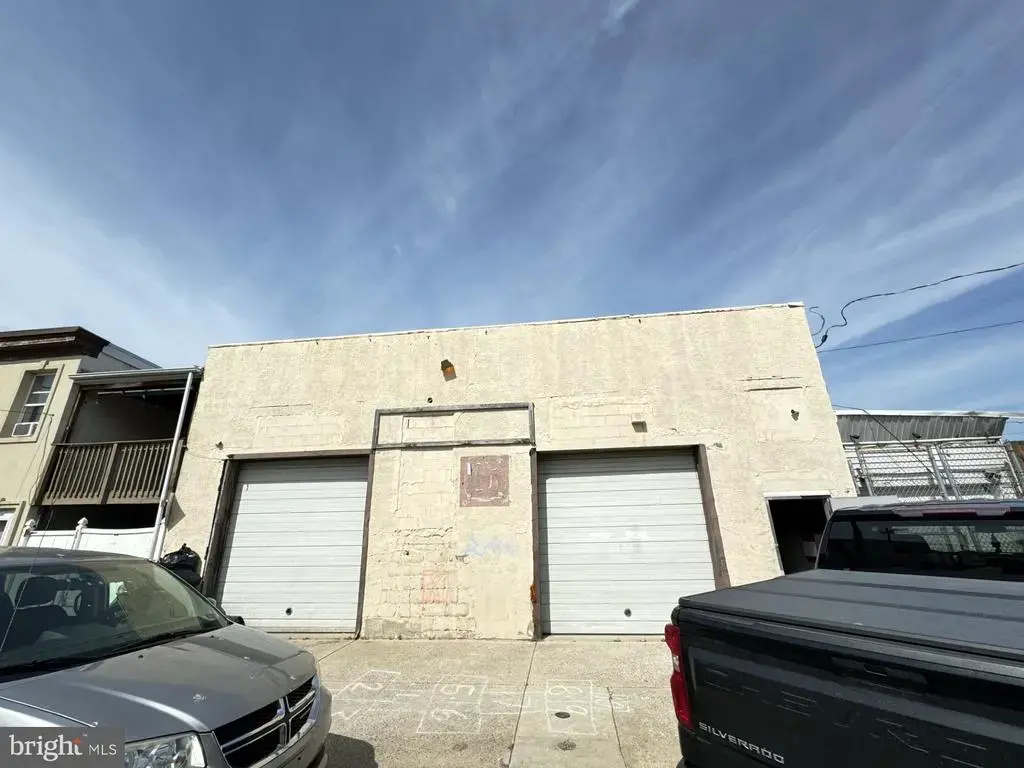 2813-15 E Pacific St, PHILADELPHIA