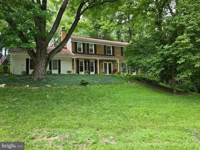16601 Briardale Rd, Rockville