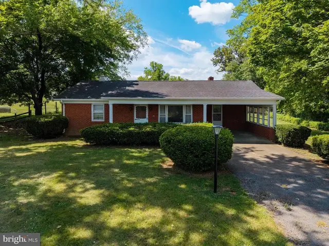 2275 Us Highway 211 W, Luray