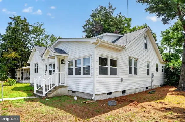 38 4th St, Colonial Beach