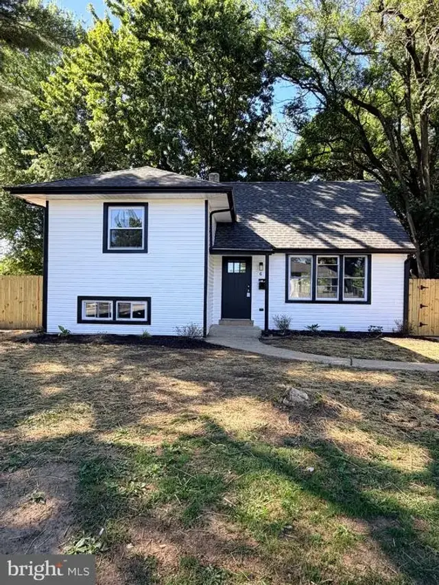 6 Merry Rd, Newark