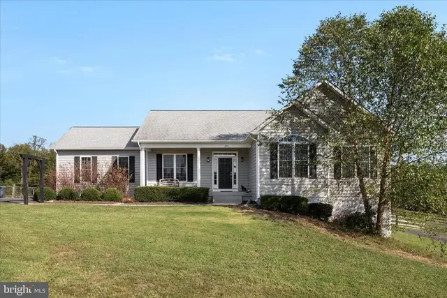 250 Lerose Dr, Fredericksburg