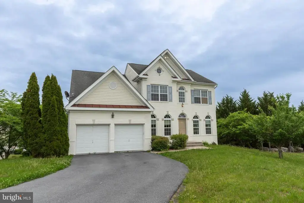 391 Sheerer Dr, MARTINSBURG