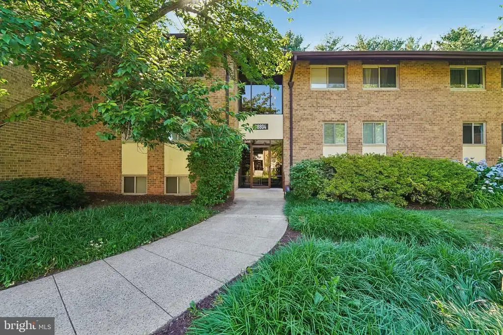 18804 Walkers Choice Rd #2, MONTGOMERY VILLAGE