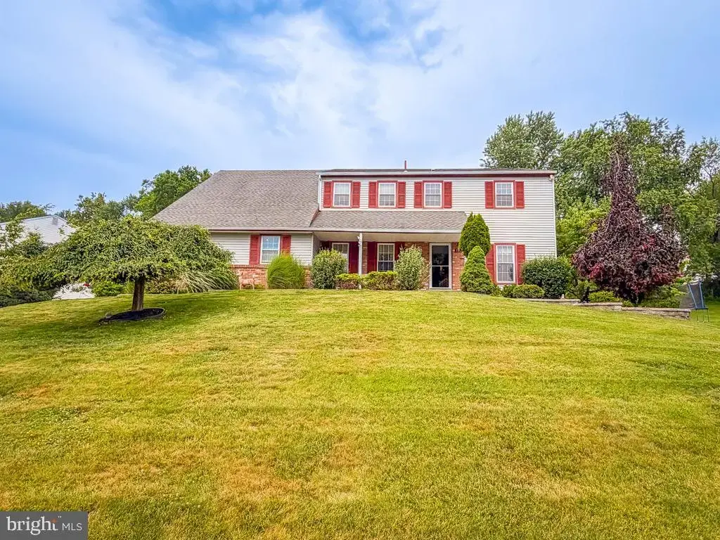 735 Ross Dr, FEASTERVILLE TREVOSE