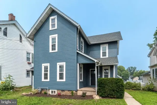 39 S Ninth St, Quakertown