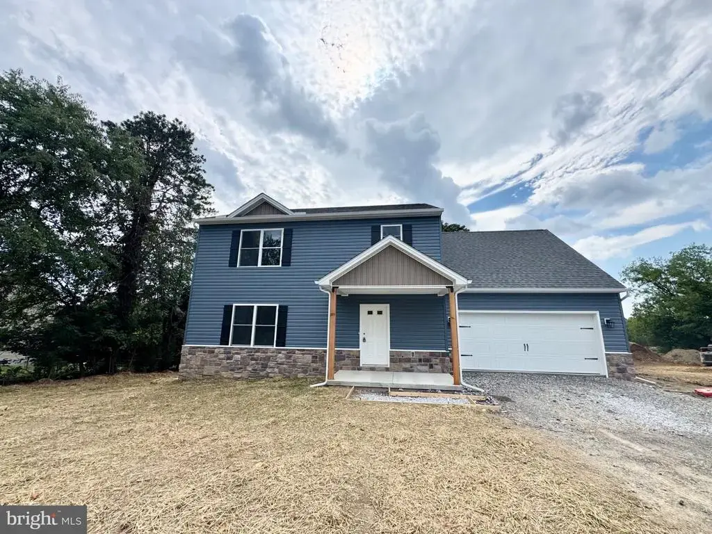 10 S Locust Lane, MECHANICSBURG