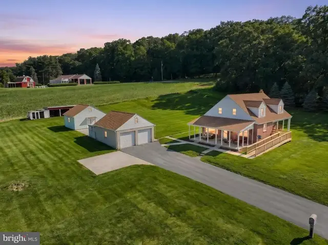 5026 Pigeon Hill Rd, Spring Grove