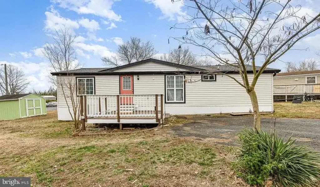 54 Cliff Cir, STAFFORD